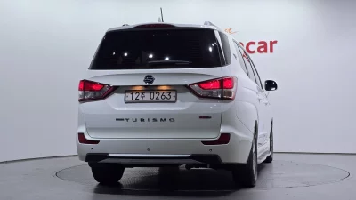 SsangYong Korando Turismo