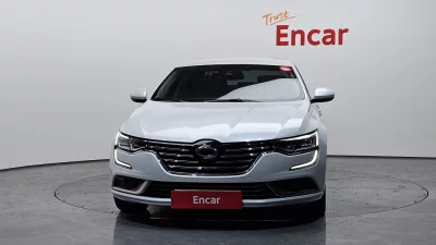 Renault SM6