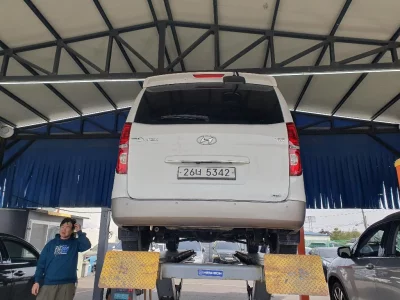 Hyundai Grand Starex