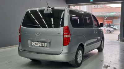 Hyundai Grand Starex