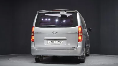 Hyundai Grand Starex