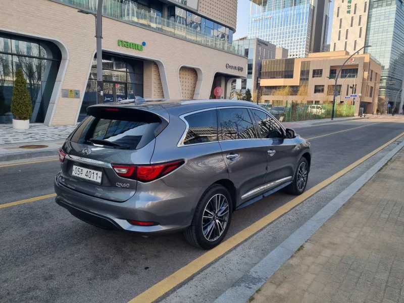 Infiniti QX60