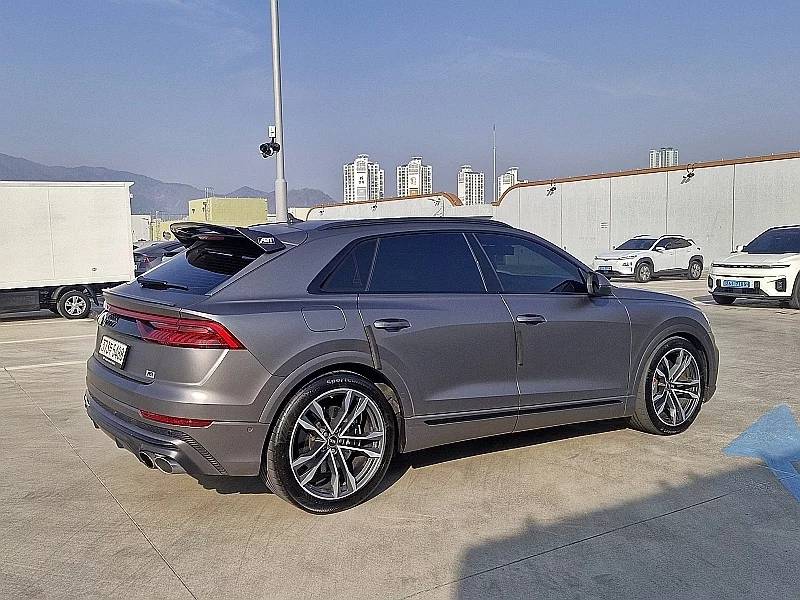 Audi SQ8