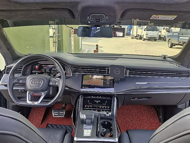 Audi SQ8