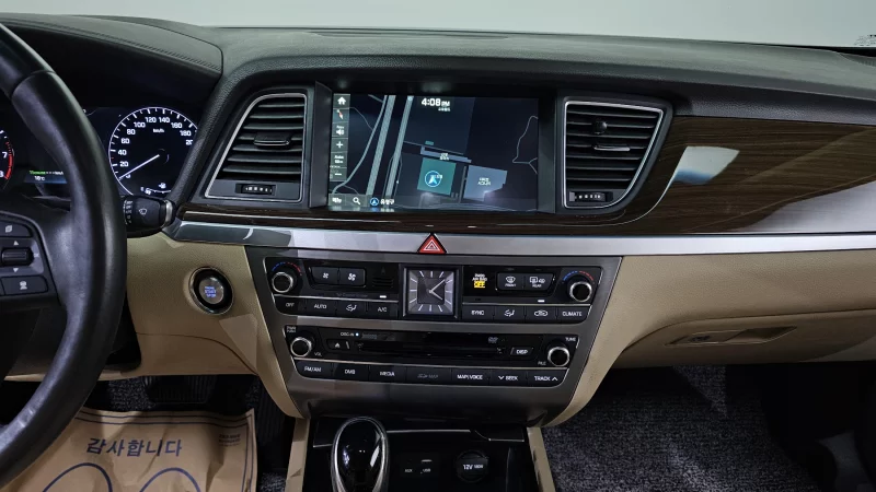 Hyundai Genesis