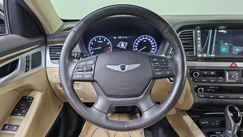 Hyundai Genesis