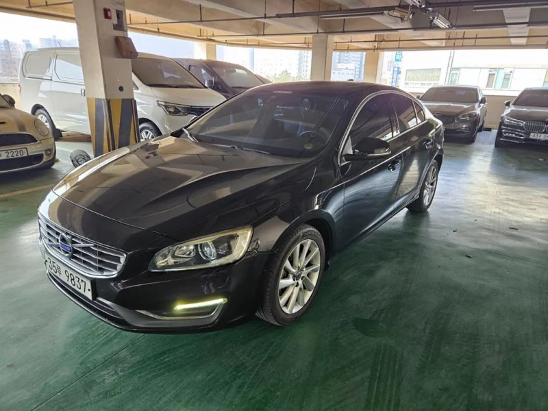 Volvo S60