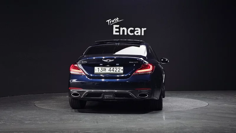 Genesis G70