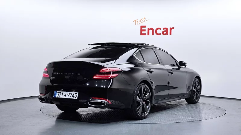 Genesis G70