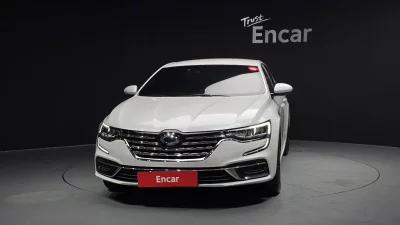 Renault SM6