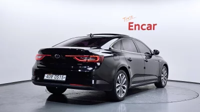 Renault SM6