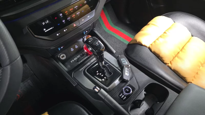 SsangYong Rexton Sports