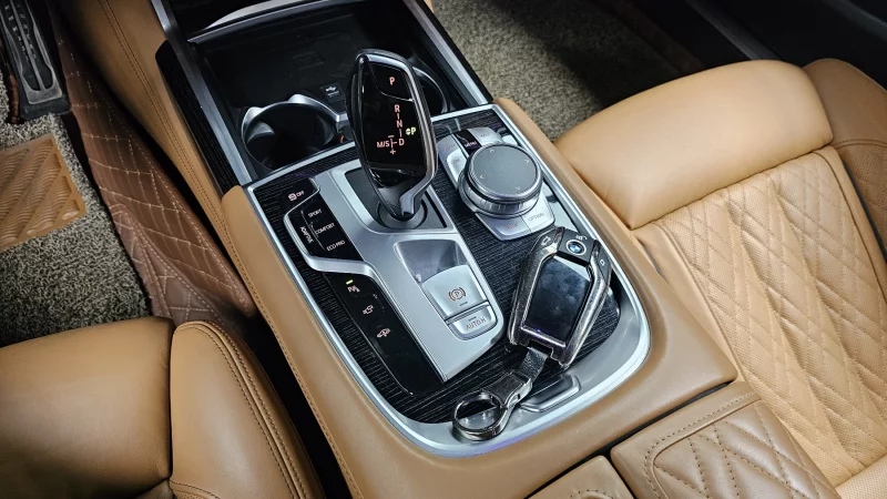 BMW 7-Series