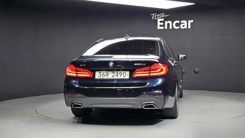 BMW 5-Series