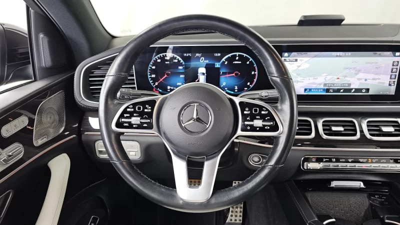 Mercedes-Benz GLE-Class