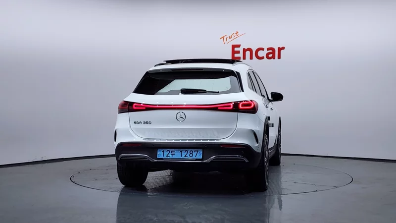 Mercedes-Benz EQA