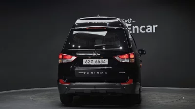 SsangYong Korando Turismo