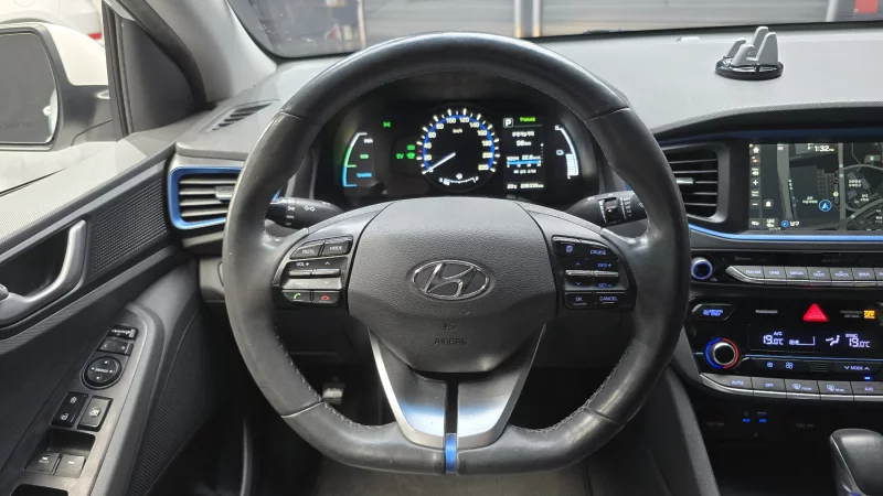 Hyundai Ioniq