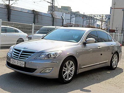 Hyundai Genesis