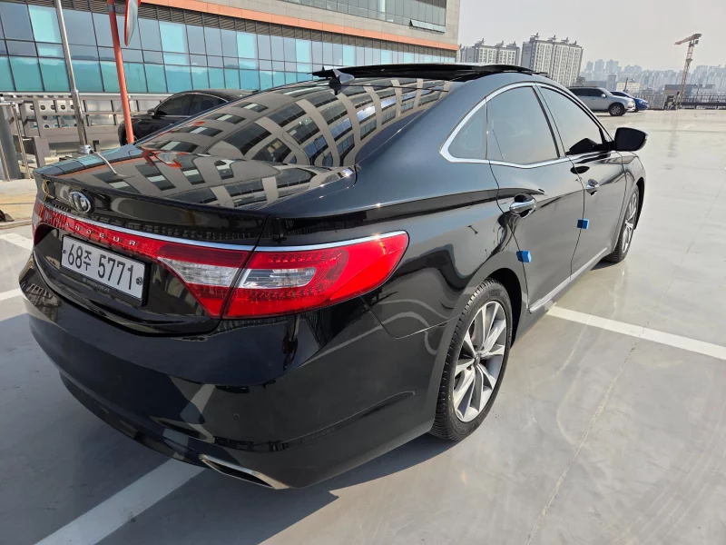 Hyundai Grandeur