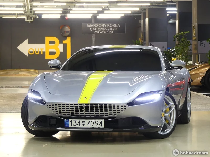 Ferrari ROMA