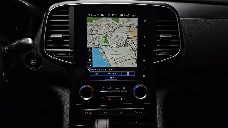 Renault SM6