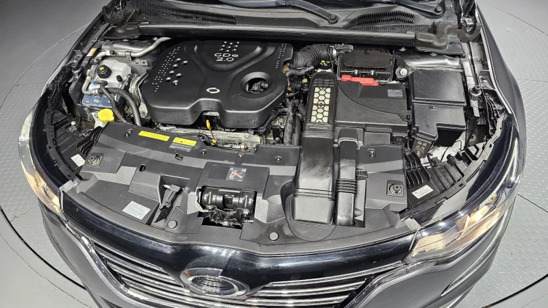 Renault SM6