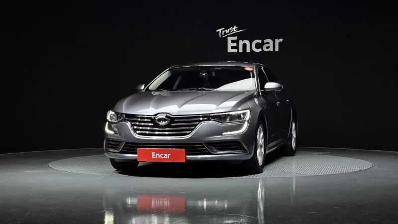 Renault SM6