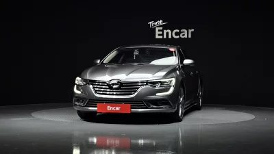 Renault SM6