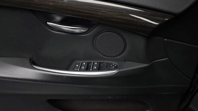 BMW 5-Series Gran Turismo