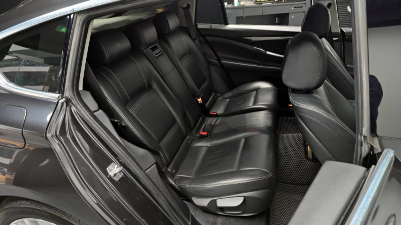 BMW 5-Series Gran Turismo