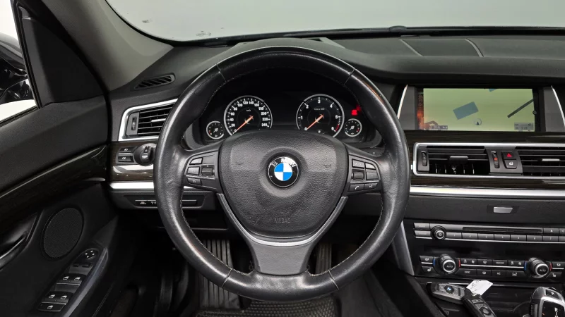 BMW 5-Series Gran Turismo