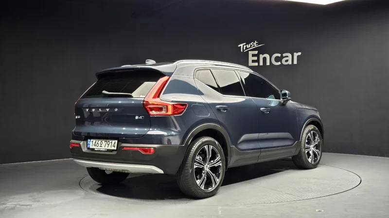 Volvo XC40