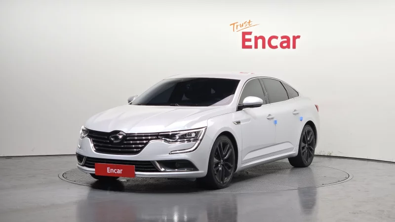 Renault SM6