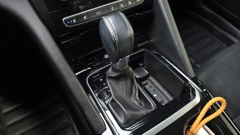 Renault SM6