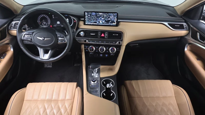 Genesis G70