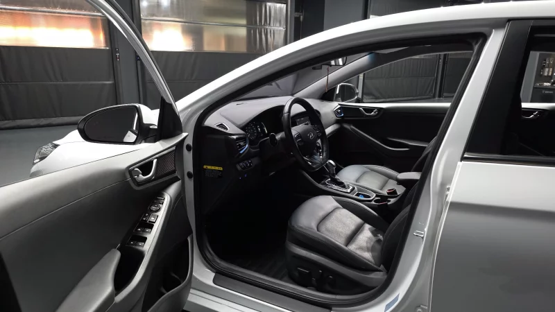 Hyundai Ioniq