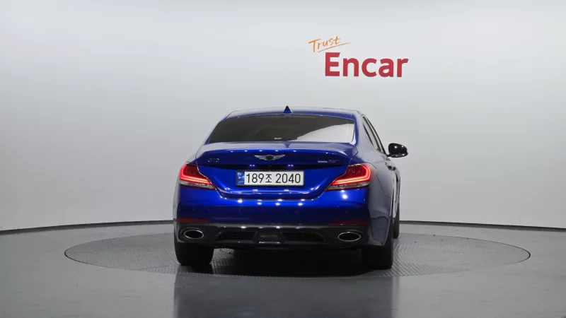 Genesis G70