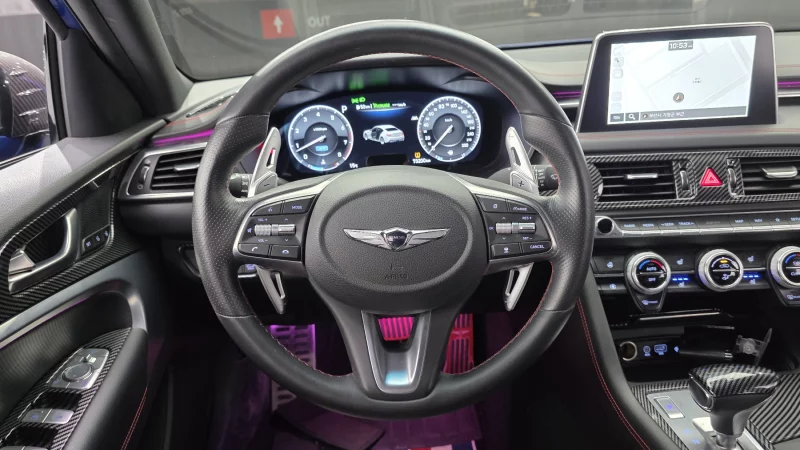 Genesis G70