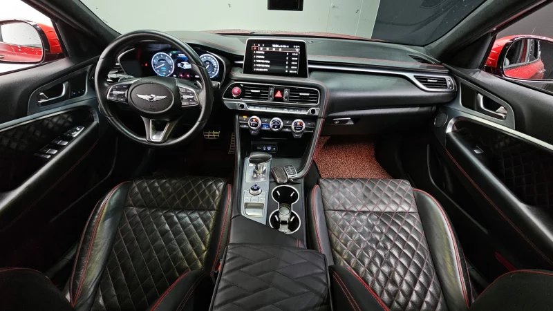 Genesis G70