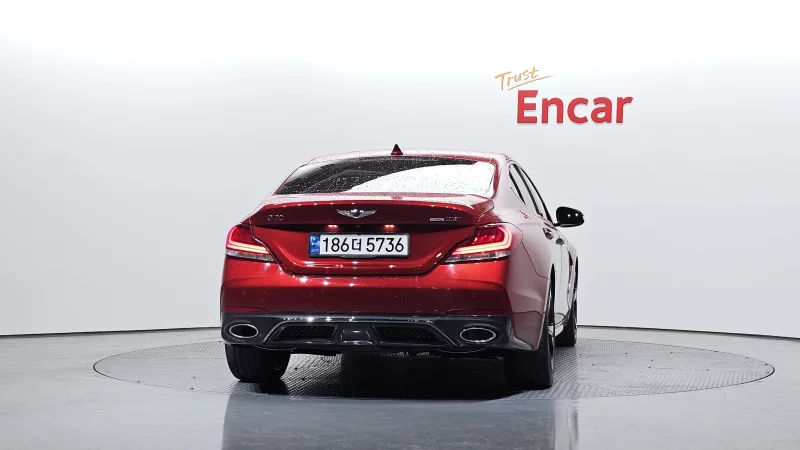 Genesis G70