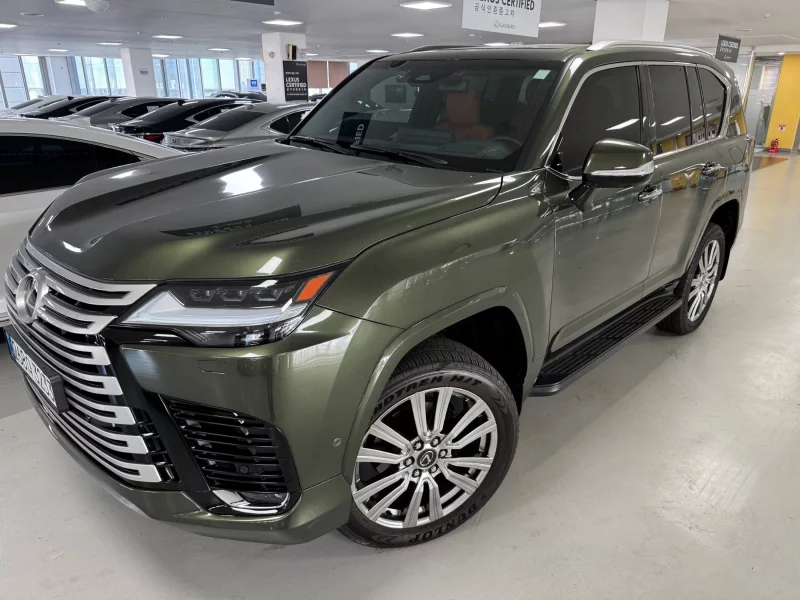Lexus LX