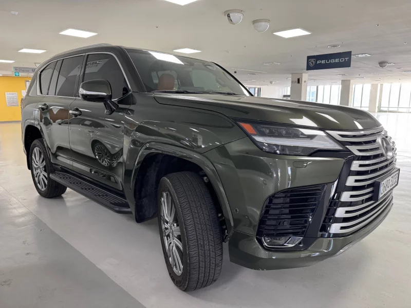 Lexus LX