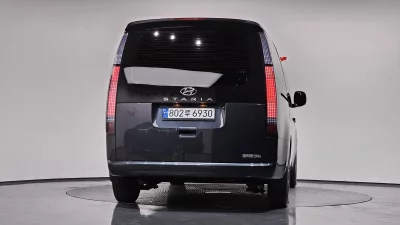 Hyundai Staria