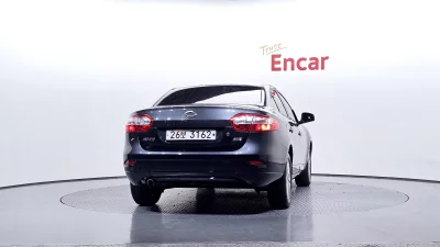 Renault SM3