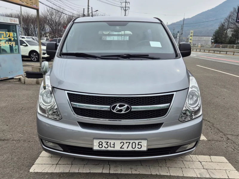 Hyundai Grand Starex