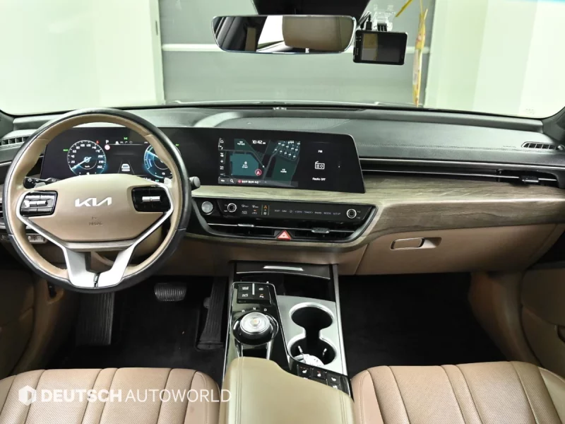 Kia K8