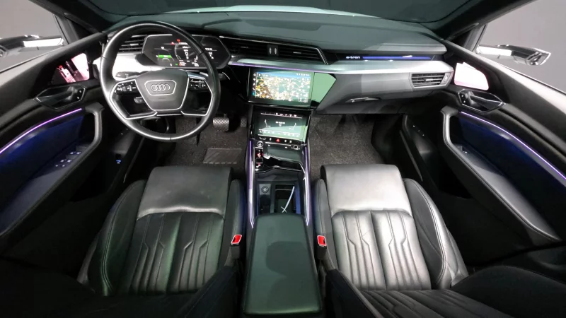Audi e-tron
