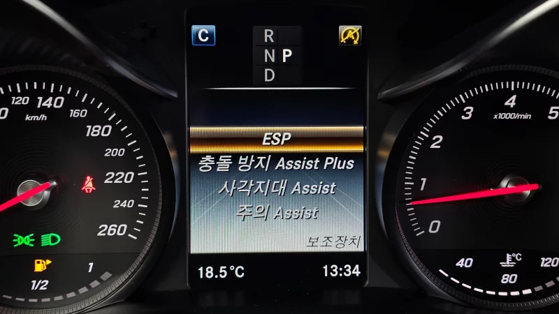 Mercedes-Benz C-Class