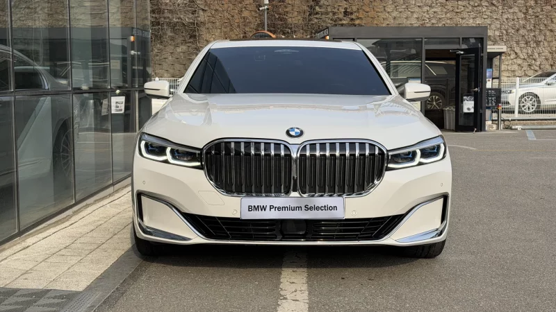 BMW 7-Series